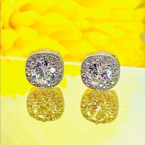Cushion cut CZ halo studs